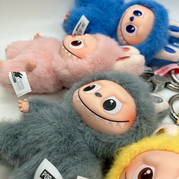 LETTER E - Authentic Pop Mart Pin For Love Labubu, Confirmed, Blind, NWT - Picture 5 of 16